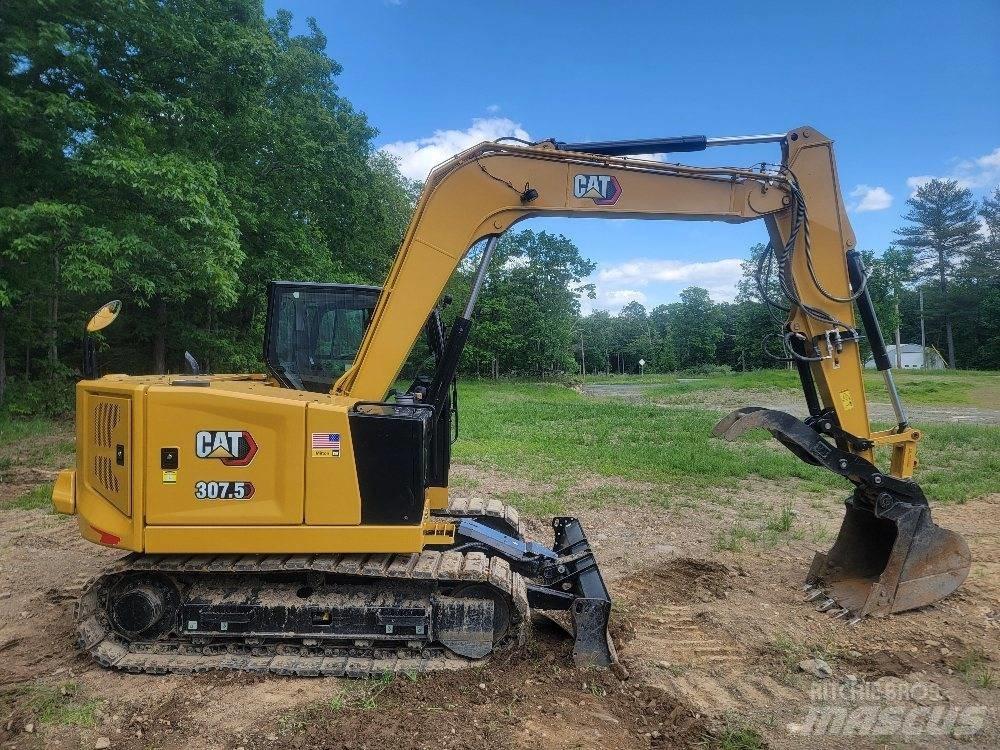 CAT 307 Minikoparki