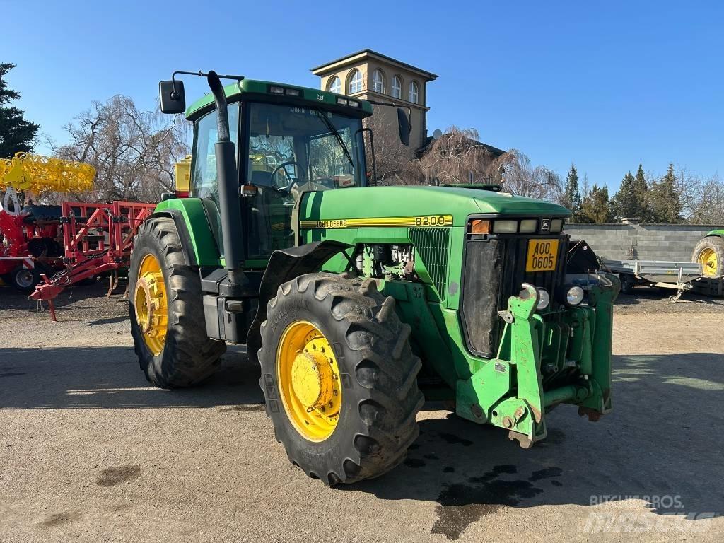 John Deere 8200 Ciągniki rolnicze