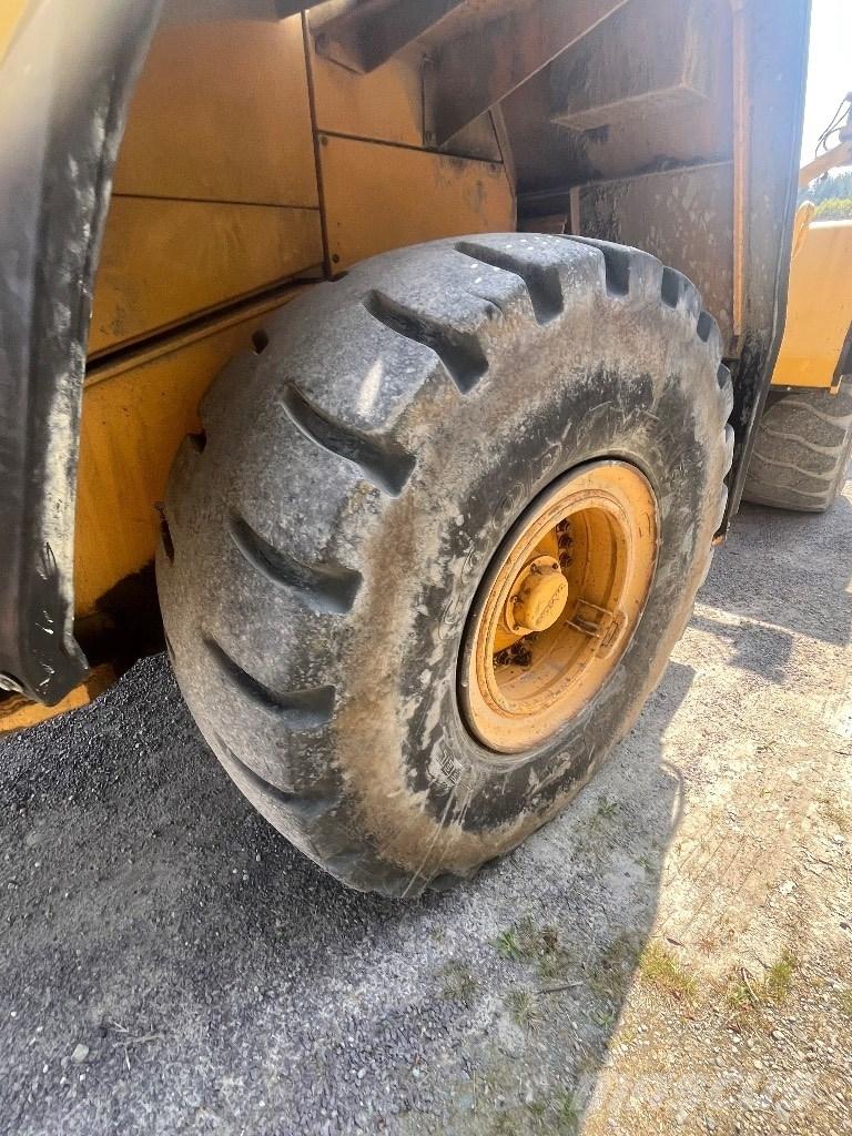 Volvo L180F Ładowarki kołowe