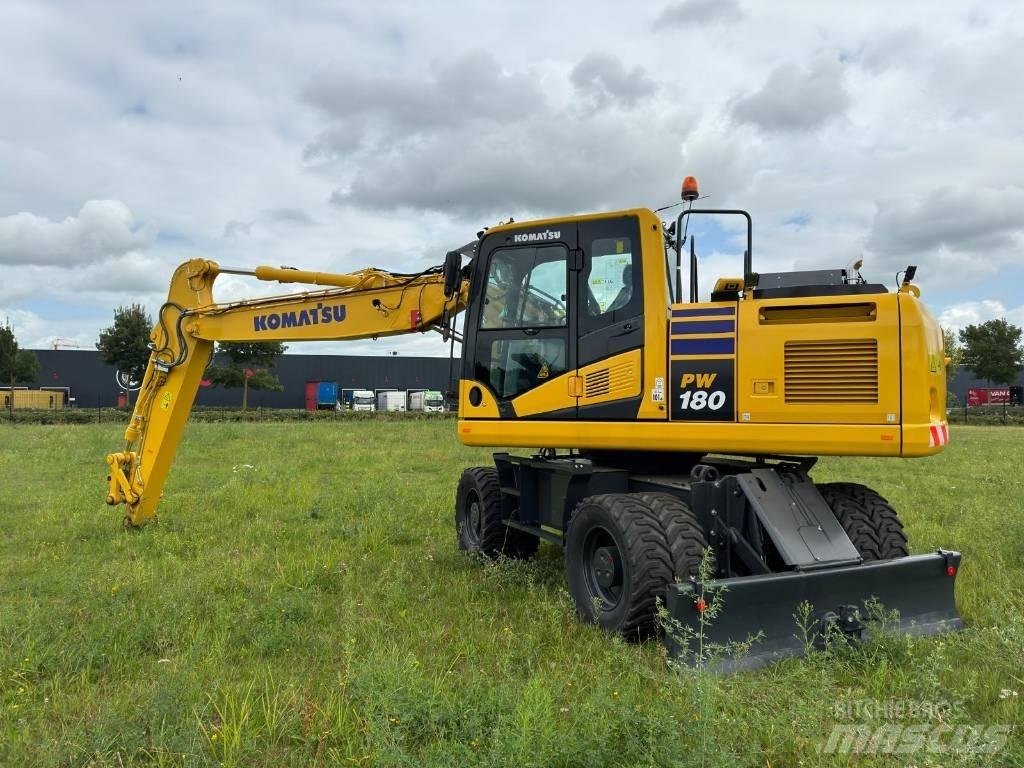 Komatsu PW180-11E0 Koparki kołowe