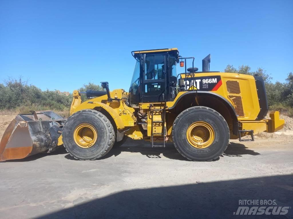 CAT 966 M Ładowarki kołowe