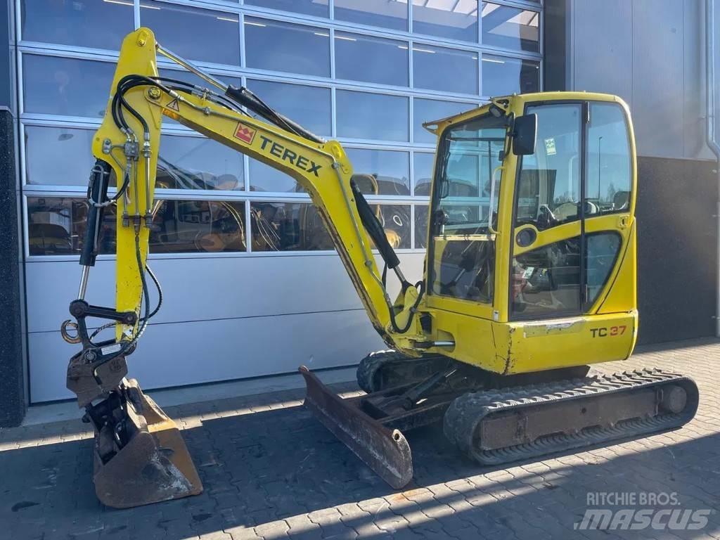 Terex TC37 Minikoparki