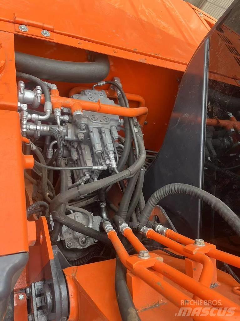 Hitachi ZX70 Koparki gąsienicowe