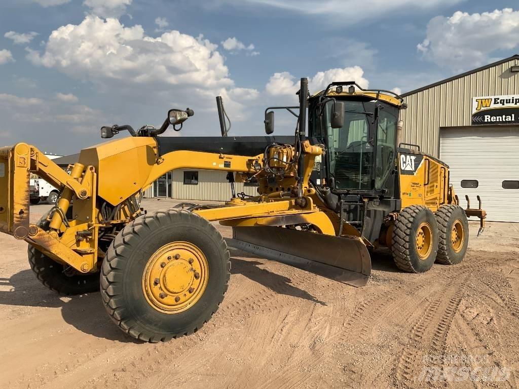 CAT 140 M AWD Równiarki