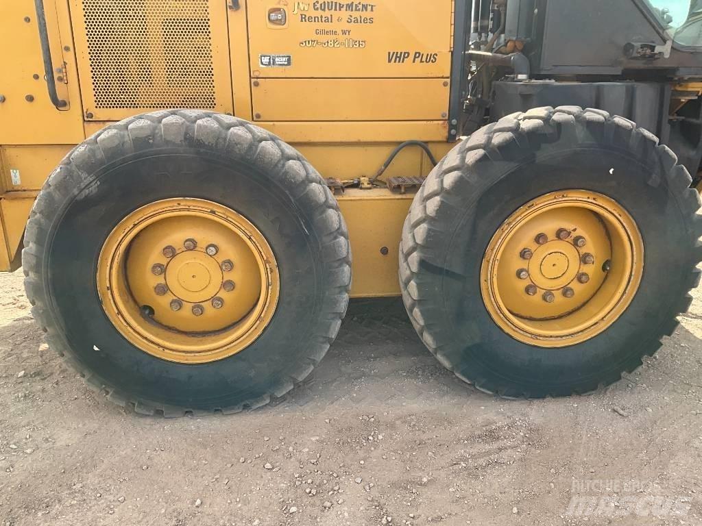 CAT 140 M AWD Równiarki