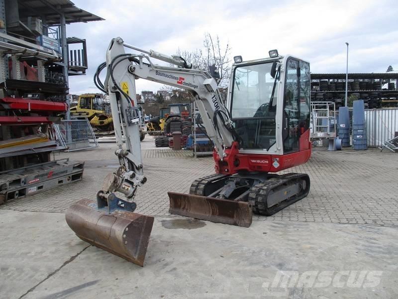 Takeuchi TB 230 Minikoparki