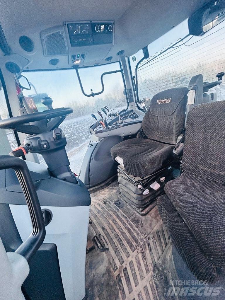 Valtra T 215 Active Ciągniki rolnicze