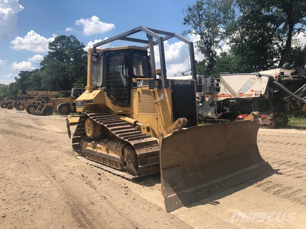 CAT D 5 M XL Spycharki gąsienicowe