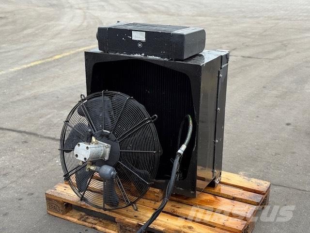 CASE WX 165 COOLER Chłodnice