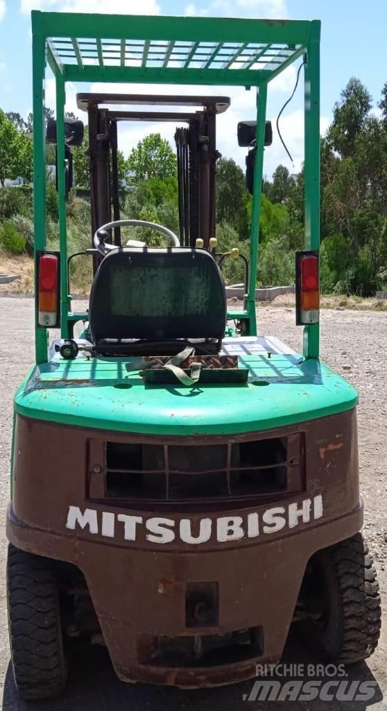 Mitsubishi FG25 Wózki LPG