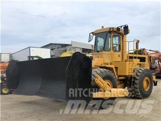 CAT 824 C Spycharki kołowe