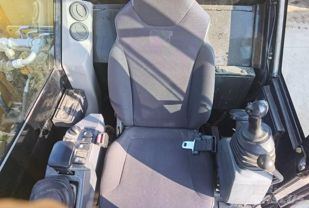 CAT 307E Koparki gąsienicowe