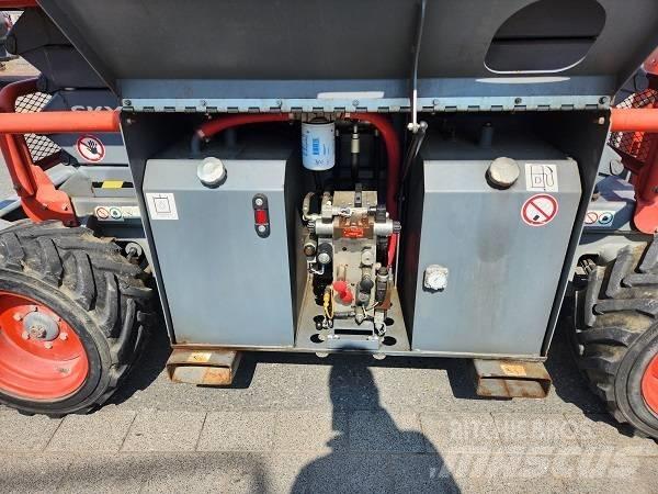 SkyJack SJ 6832 RT Podnośniki nożycowe