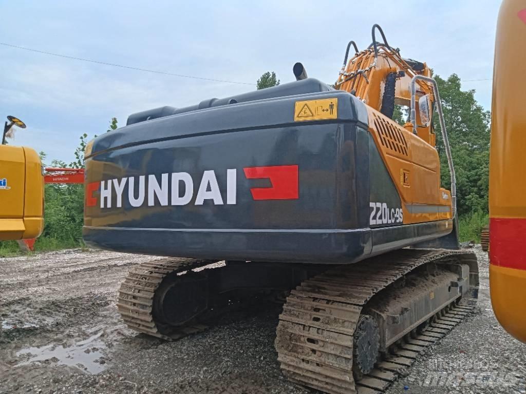 Hyundai R220-9S Koparki gąsienicowe