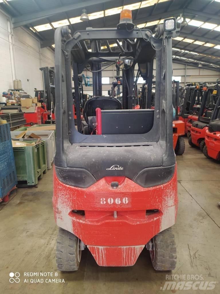 Linde E30/600 Wózki elektryczne