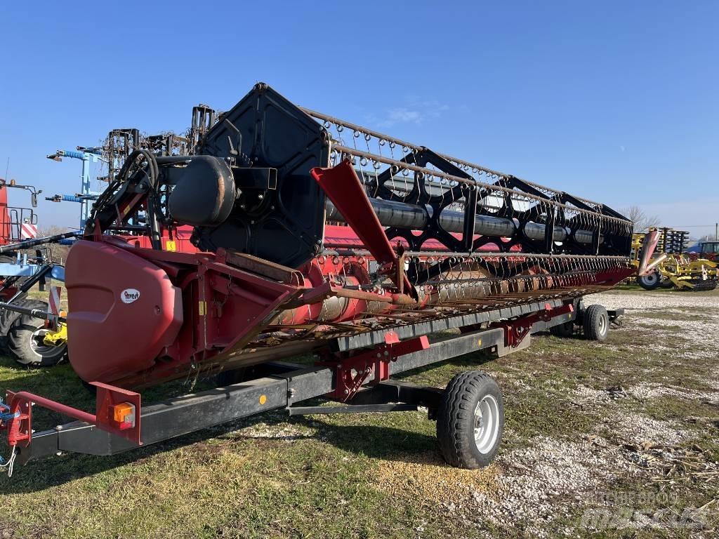 Case IH AF8240 Kombajny zbożowe