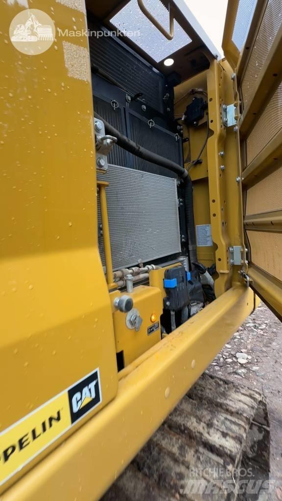 CAT 323 Koparki gąsienicowe