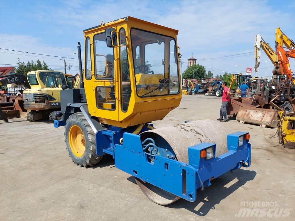 Hamm 2210SD Walce jednobębnowe