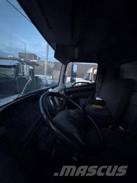 Hino 358 Busy / Vany