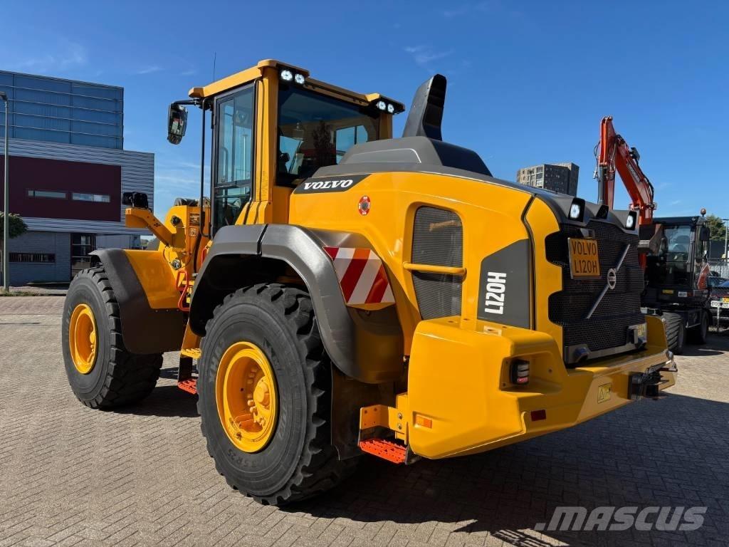 Volvo L 120 H Ładowarki kołowe