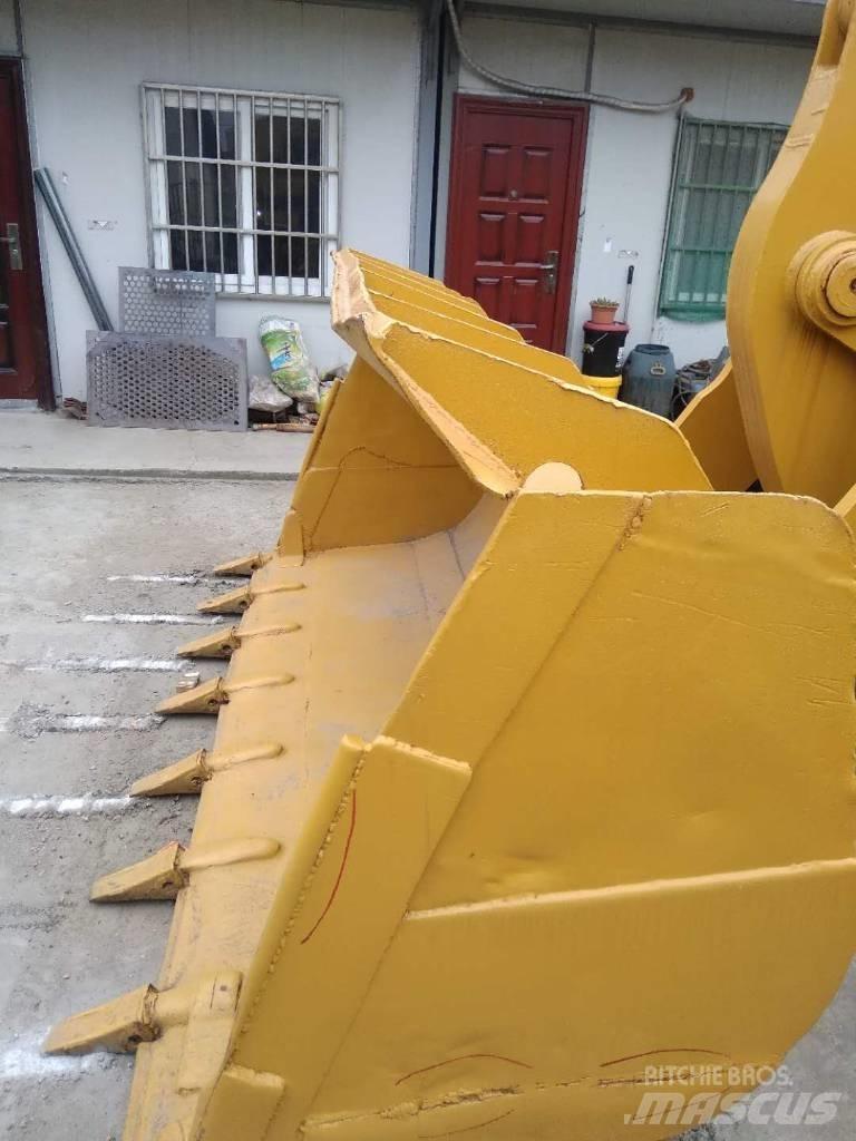 CAT 966F Ładowarki kołowe