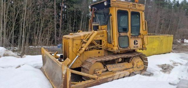 CAT D4E Spycharki gąsienicowe