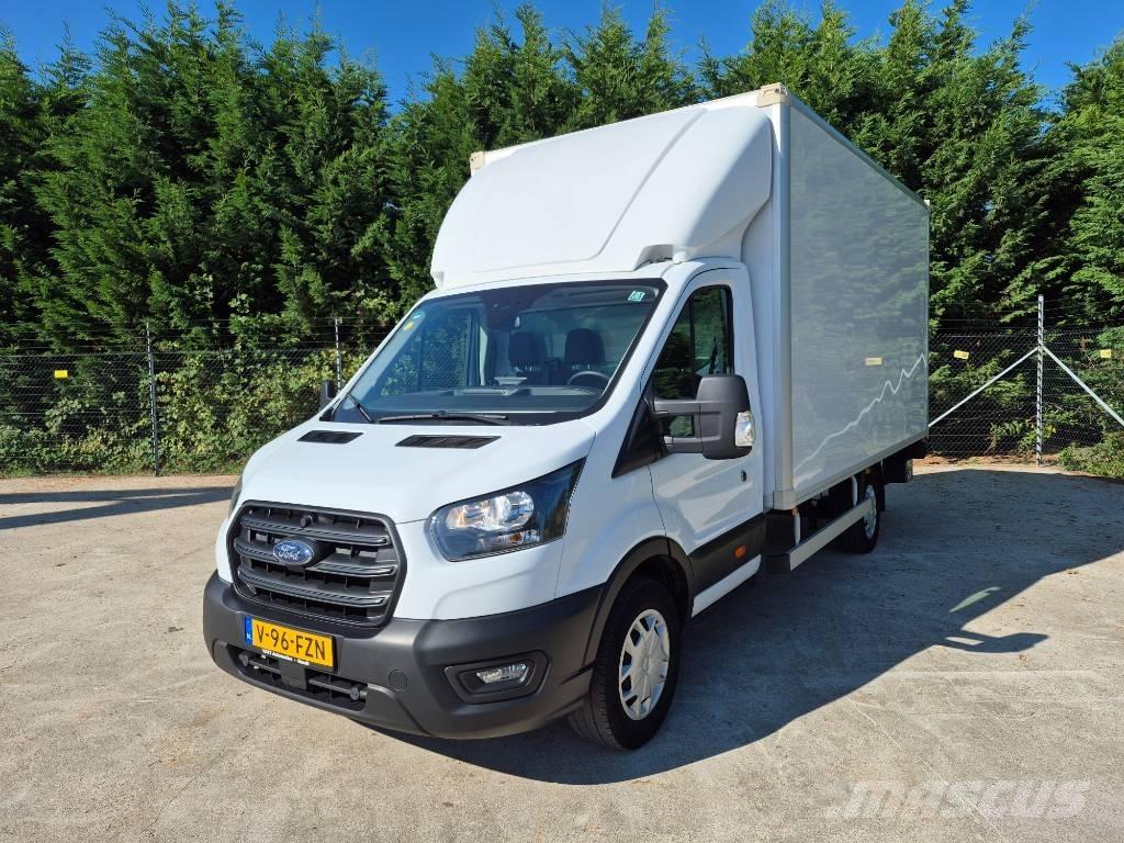 Ford Transit Busy / Vany