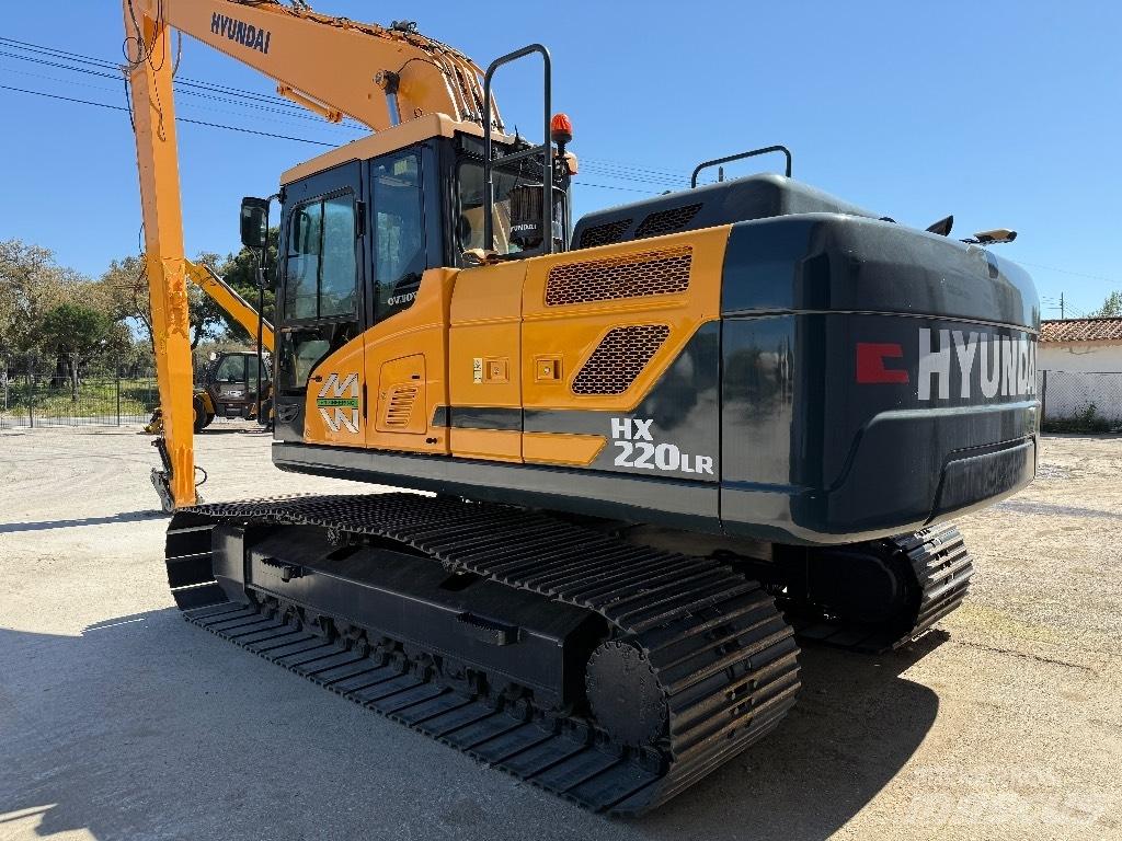 Hyundai HX220 LR Koparki z długim ramieniem
