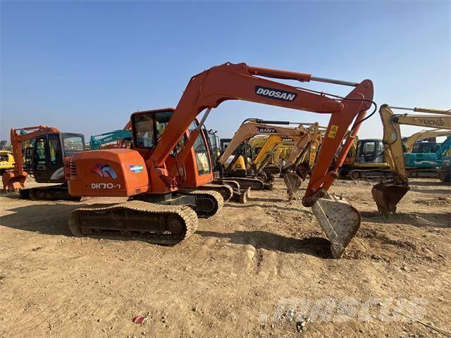 Doosan DH70-7 Koparki gąsienicowe
