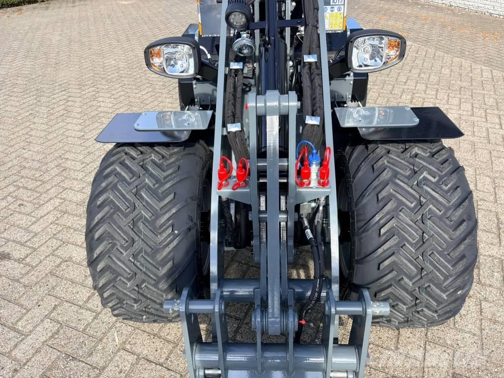 Giant G2500HD Xtra Miniładowarki