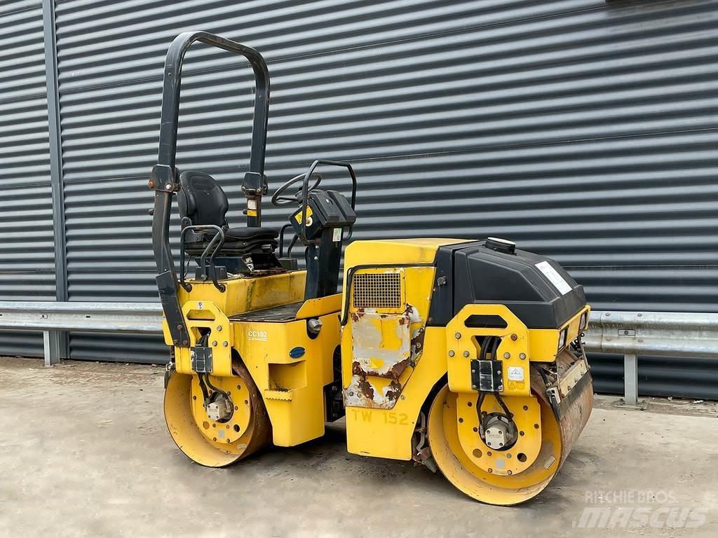 Dynapac CC102 Walce dwubębnowe