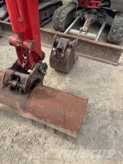 JCB 8025 Minikoparki