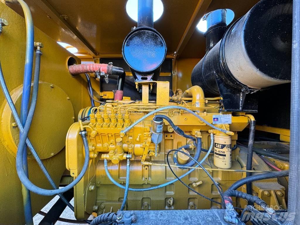 CAT 140 H Równiarki