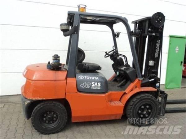 Toyota 02-7FD35 Wózki Diesla
