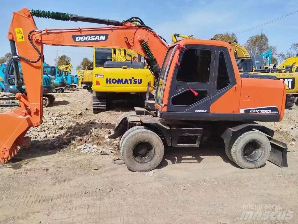Doosan DX150 Koparki gąsienicowe