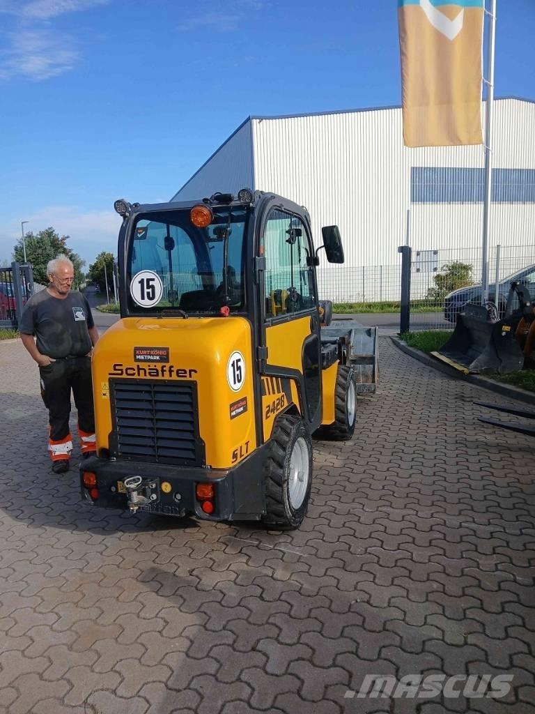 Schäffer 2428 SLT Ładowarki burtowe