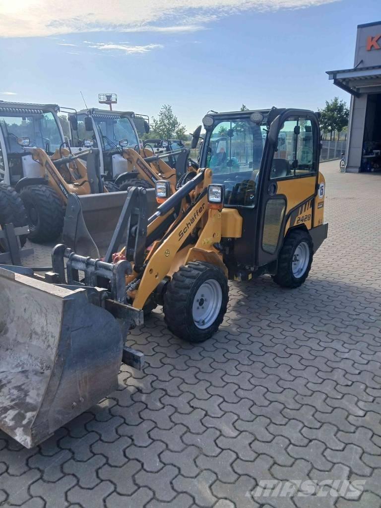 Schäffer 2428 SLT Ładowarki burtowe