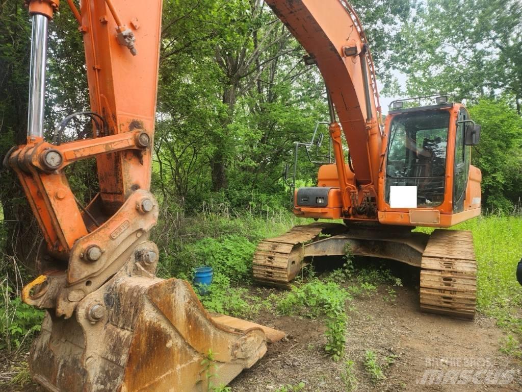 Doosan DX 220 LCA Koparki gąsienicowe