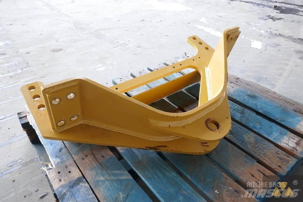 CAT 140M3 Drawbar Transport - Inne