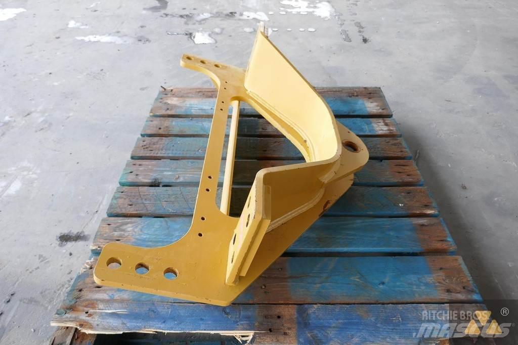 CAT 140M3 Drawbar Transport - Inne