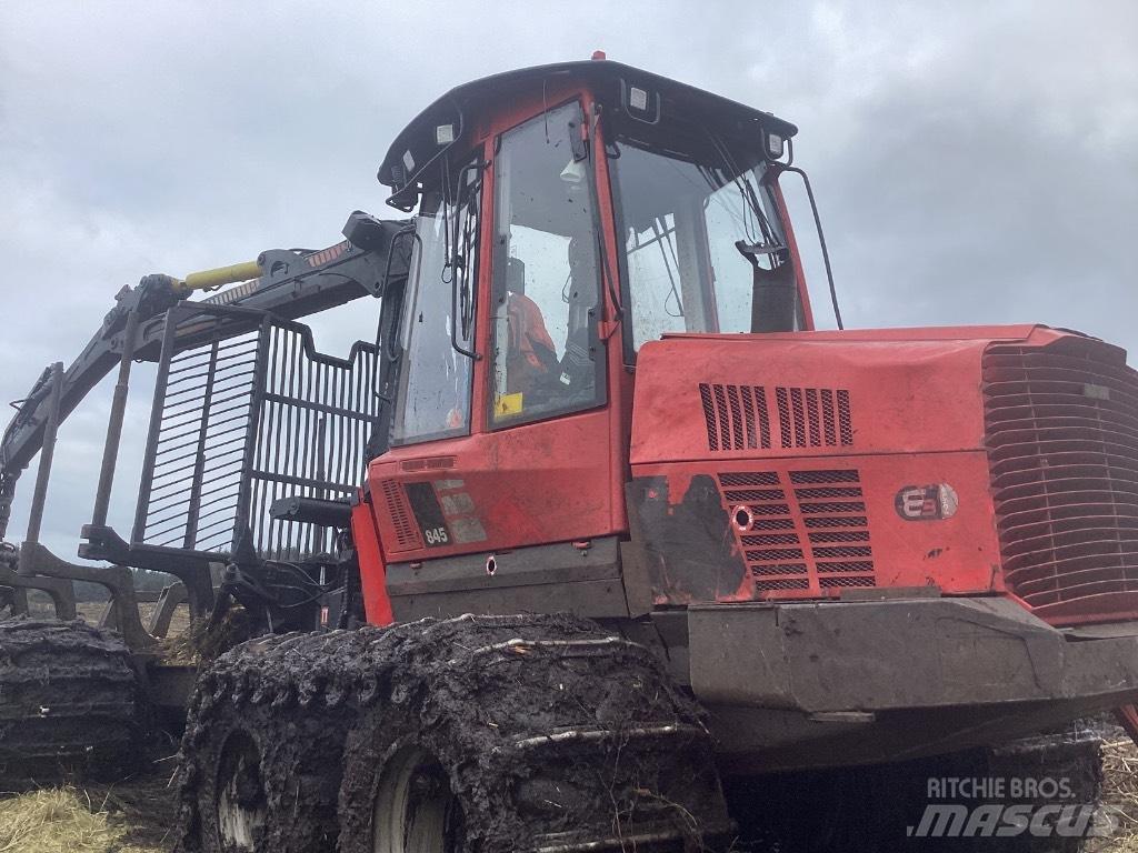 Komatsu 845 Forwardery