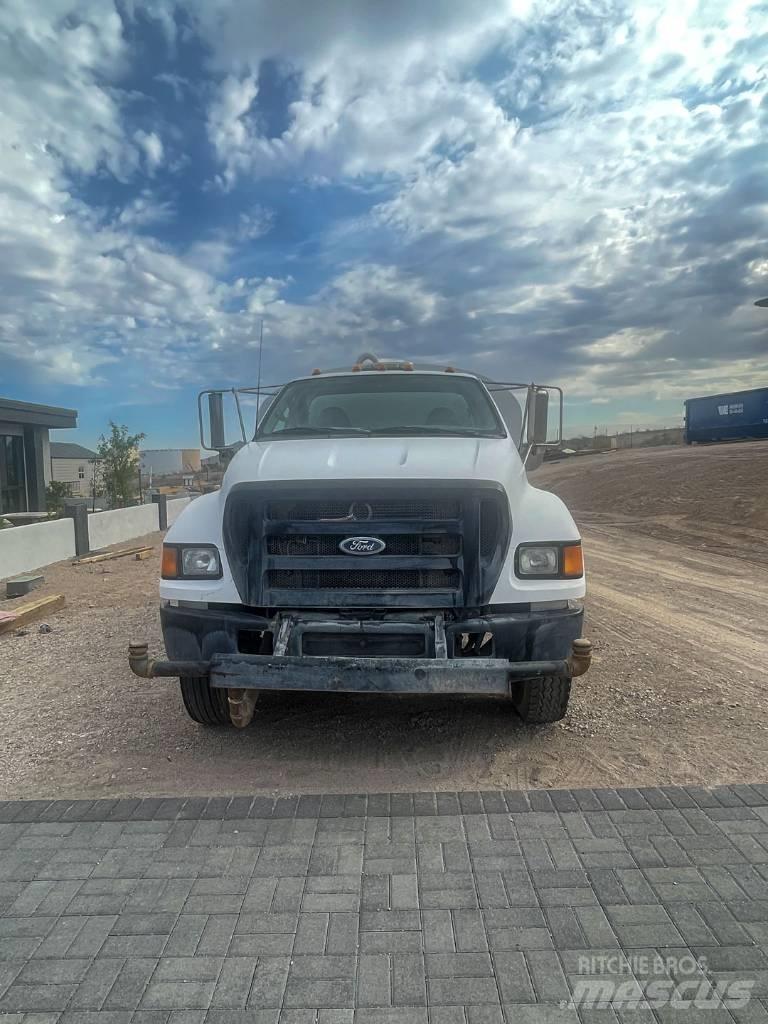 Ford F 750 XLT Polewaczki