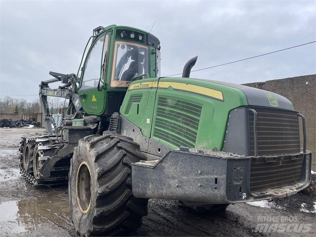 John Deere 1070G Harwestery