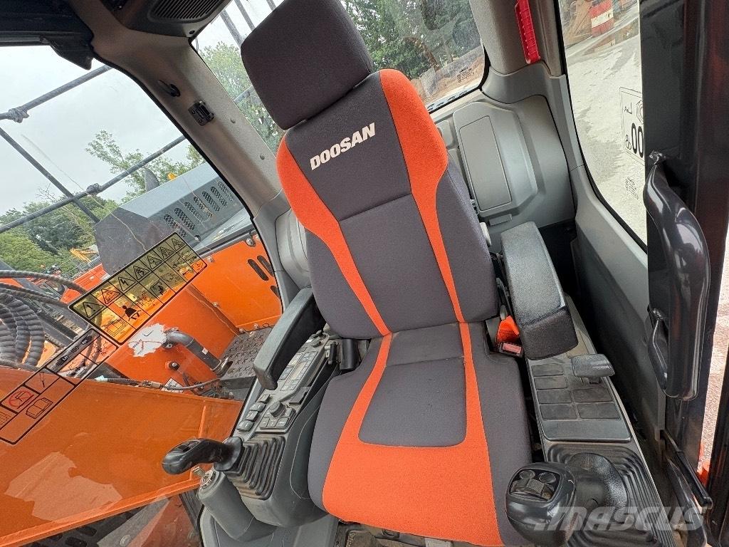 Doosan DX140LCR-5 Koparki gąsienicowe