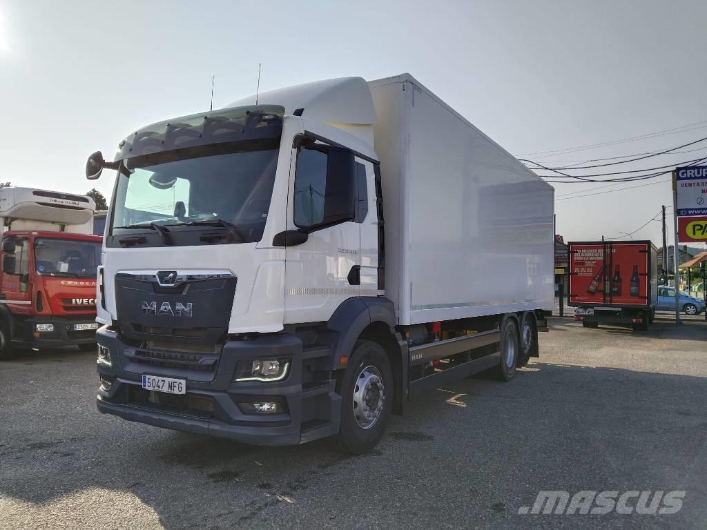 MAN TGS 26.360 Samochody ciężarowe ze skrzynią zamkniętą