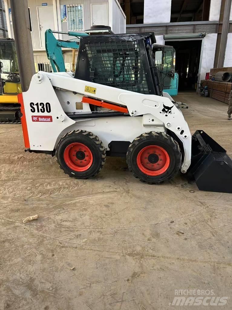 Bobcat S130 Ładowarki burtowe