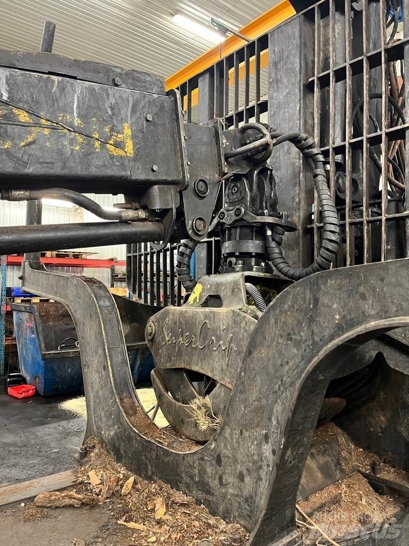 John Deere 1210E Forwardery