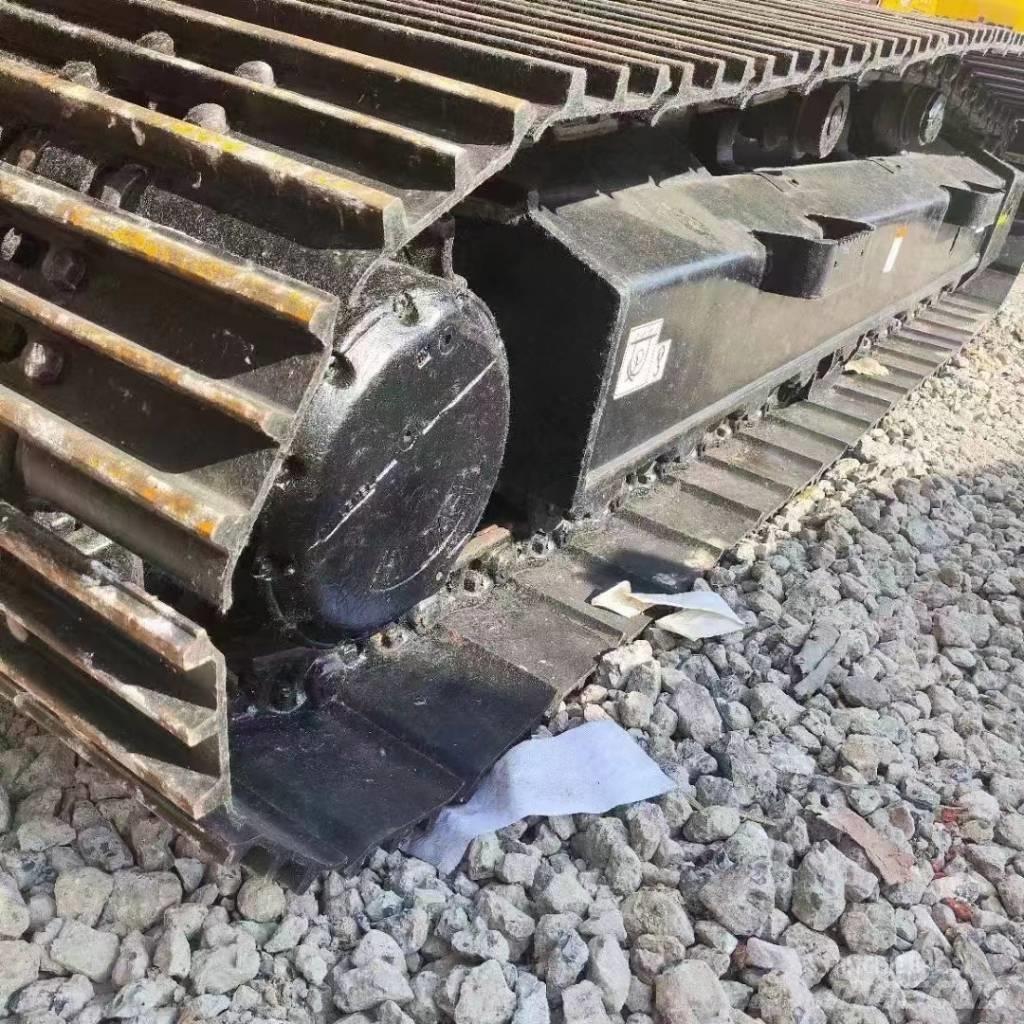 Sany SY 235 H Koparki gąsienicowe