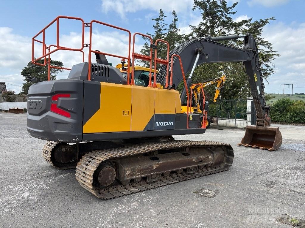 Volvo EC 200 Koparki gąsienicowe