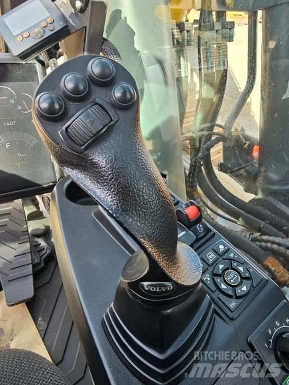 Volvo EC350EL Koparki gąsienicowe